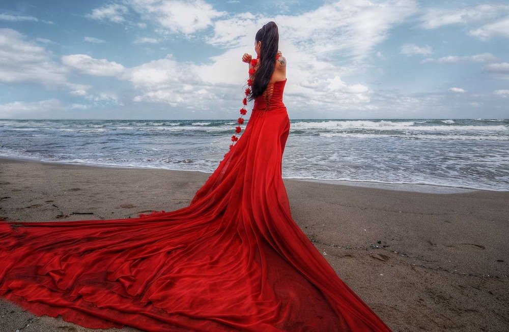 Фотография автора AYLIN EROZCAN