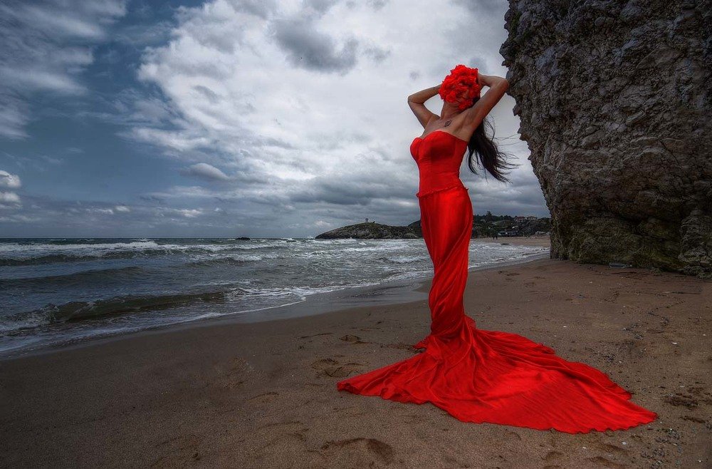 Фотография автора AYLIN EROZCAN