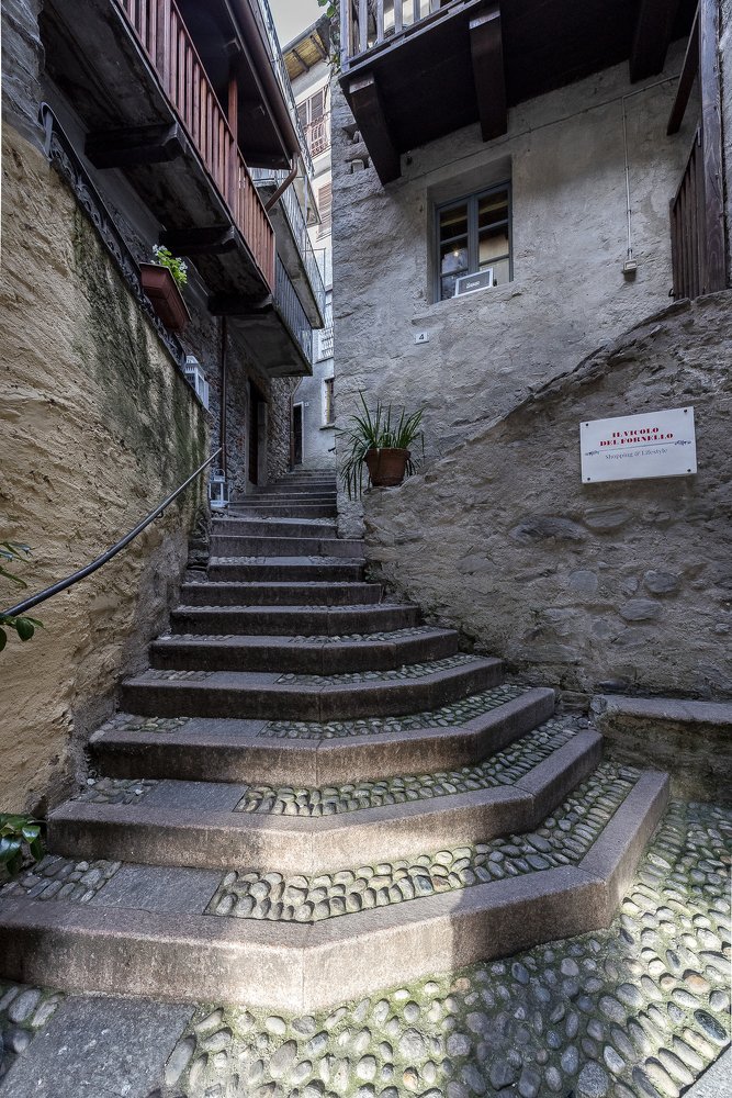 Остров Изола-деи-Пескатори, озеро Маджоро, Италия.