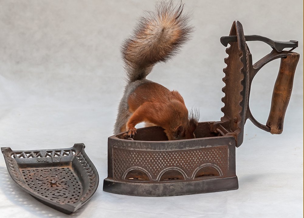 А угли-то остыли...