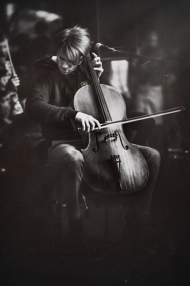 Играй музыкант