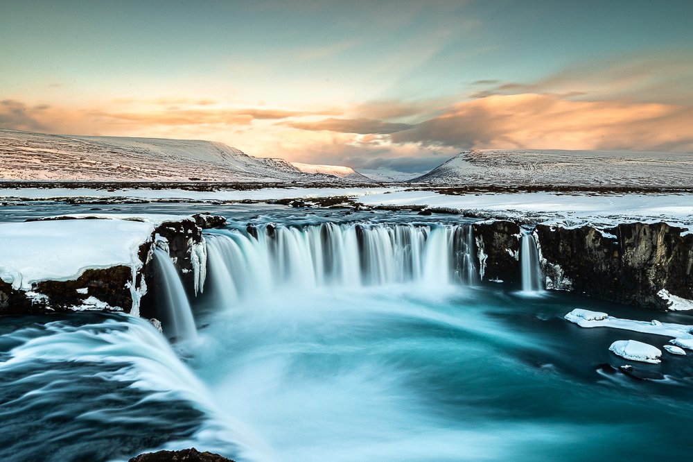 Photograph by Jorge Santo