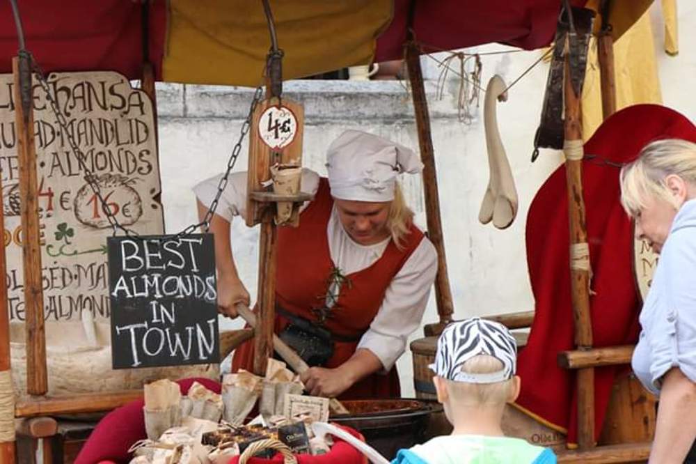 Photograph by IosHpa Alexander