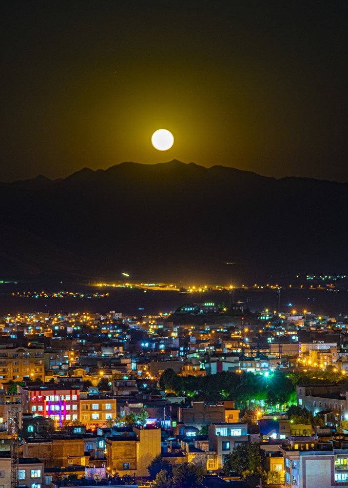 Photograph by Tayeb Ahmadi