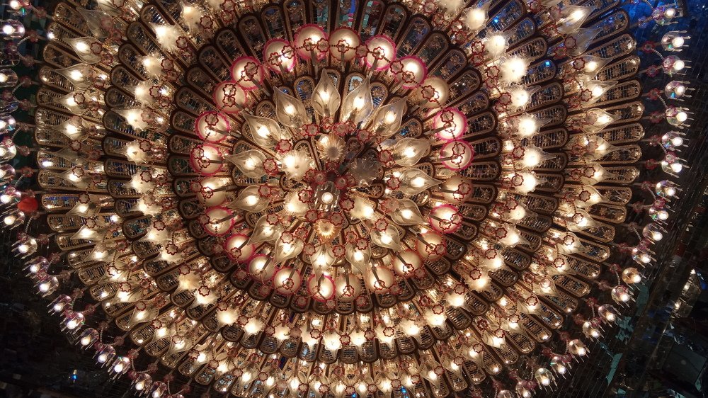 DAZZLING OF LIGHT