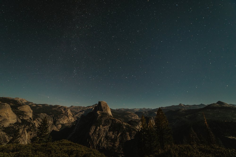 Photograph by Ruslan Pastushak