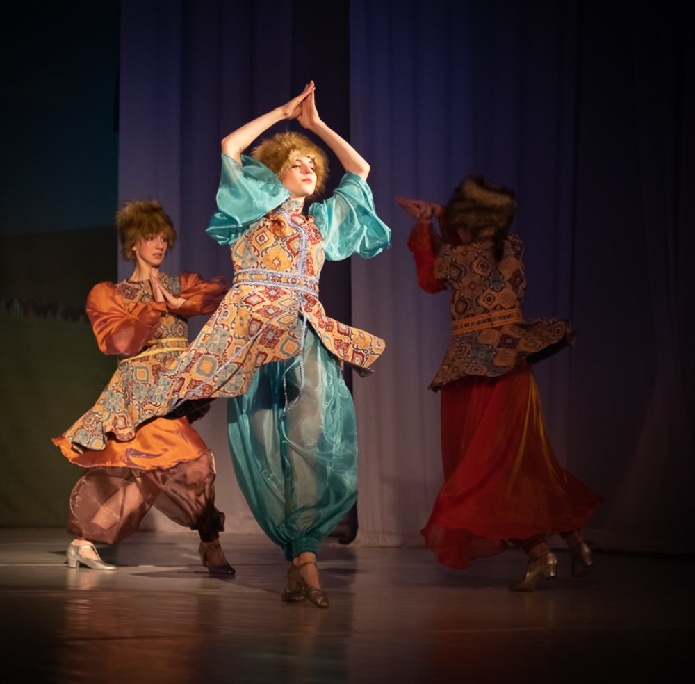 Photograph by Denis Zakalyapin