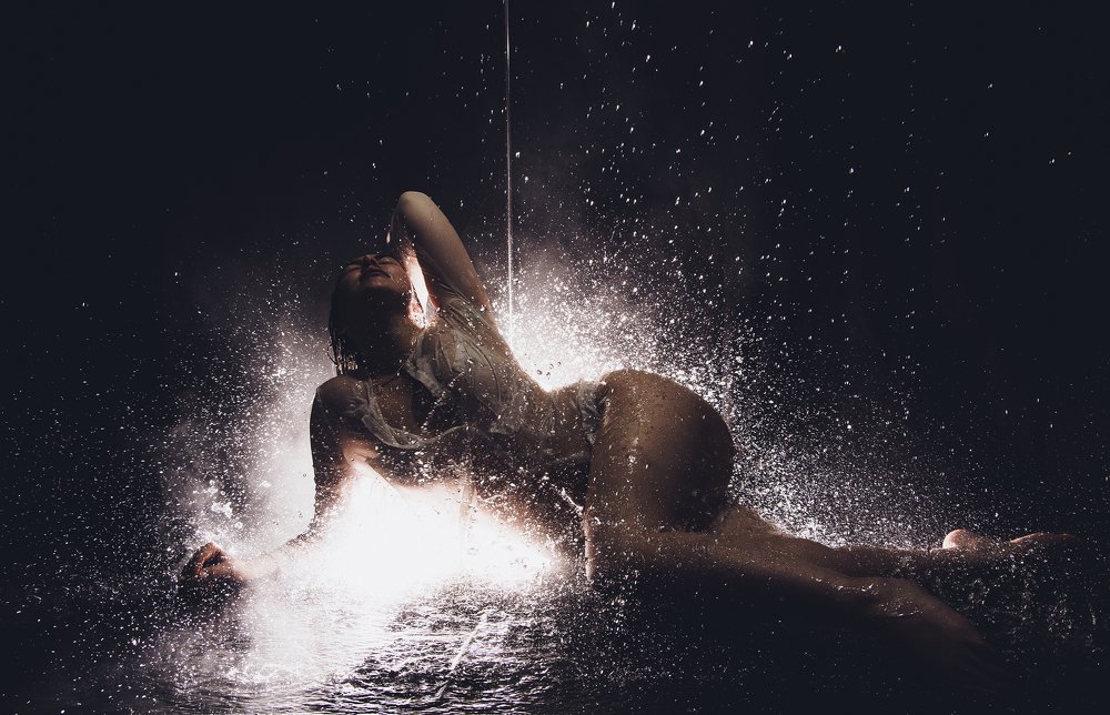 Photograph by ANTON KHOMENKO https://www.patreon.com/ant_vipp