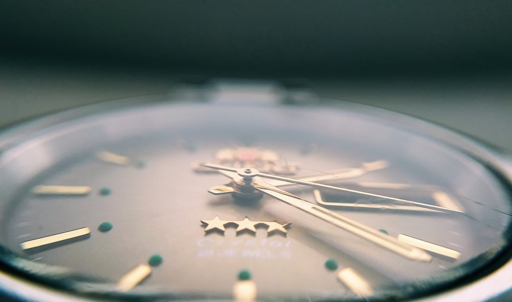 время идет неизчерпаемо