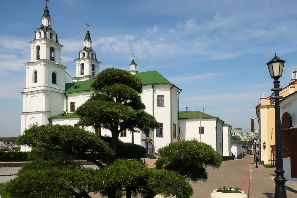 Верхний город