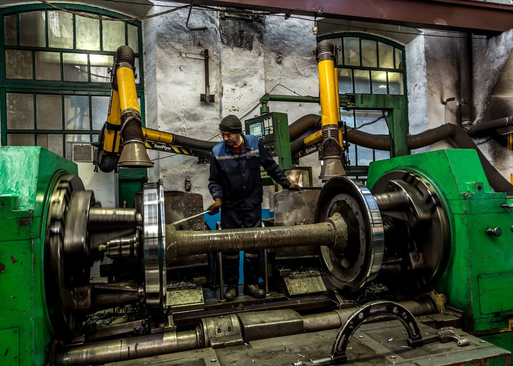 Обточка колесных пар.