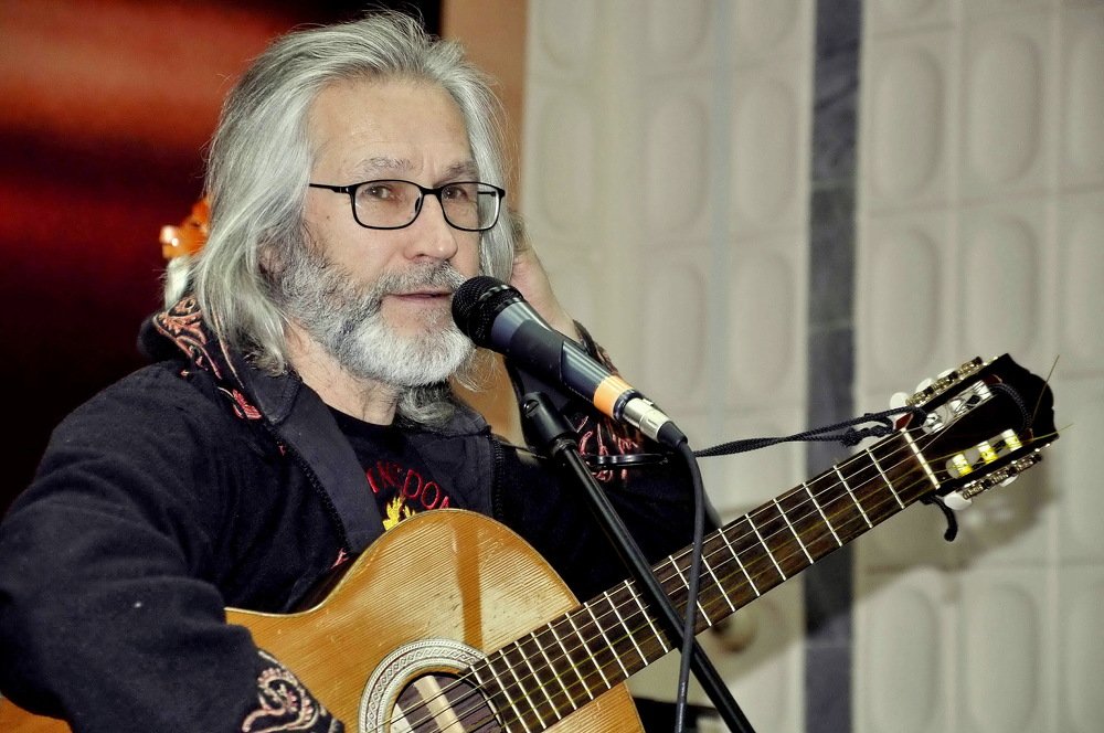 ЕВГЕНИЙ КОВАЛЕВСКИЙ