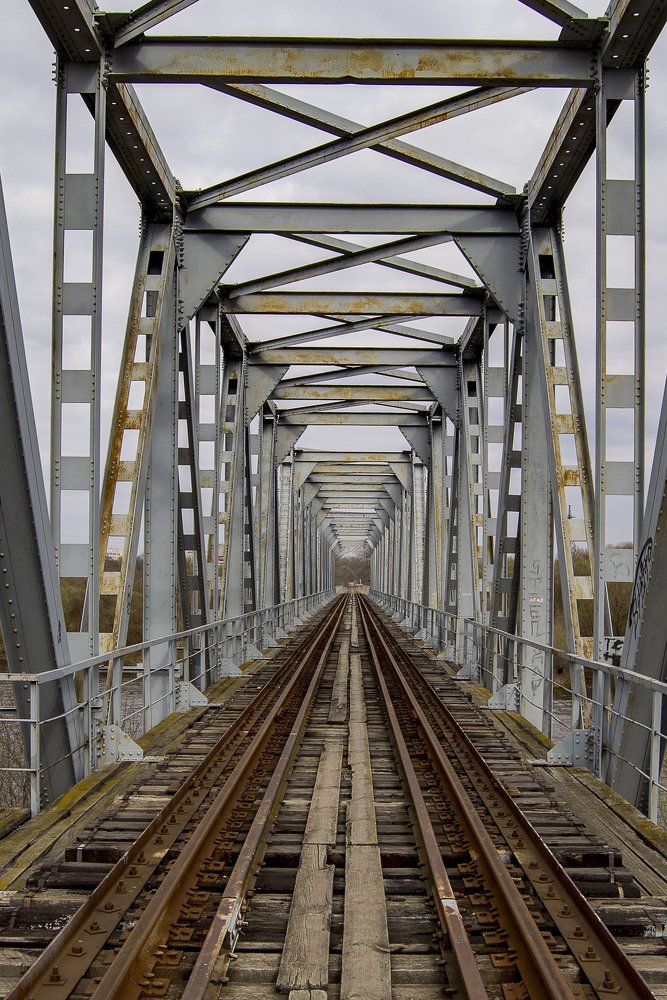 В никуда........