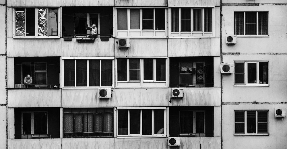 Жизнь напротив