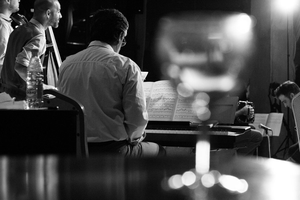 С оркестром La 2X4 Rosarina