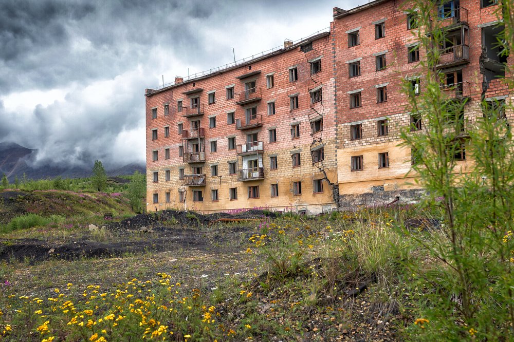 Photograph by Maksim Miroshnichenko