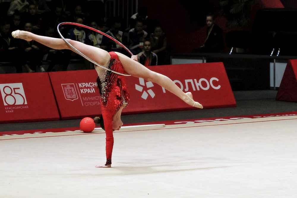 одной левой