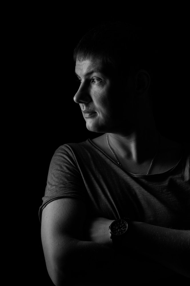 Фотография автора Эдуард Тихонов