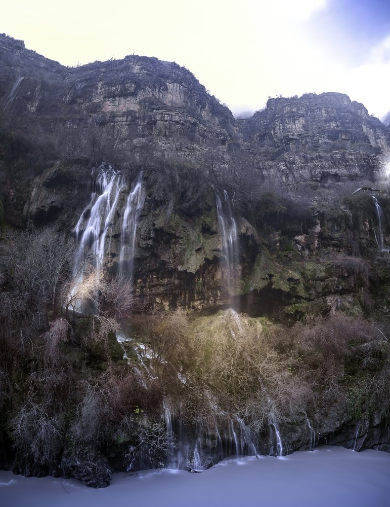 Photograph by Aram Rustayi