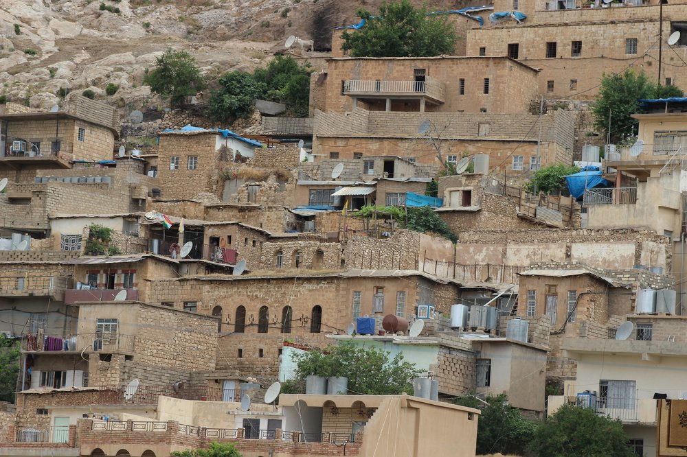 Photograph by Aram Rustayi