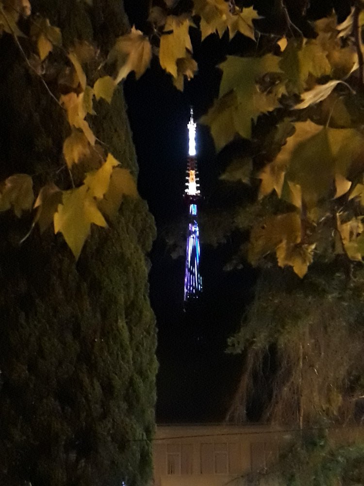 Взлет в ночи.