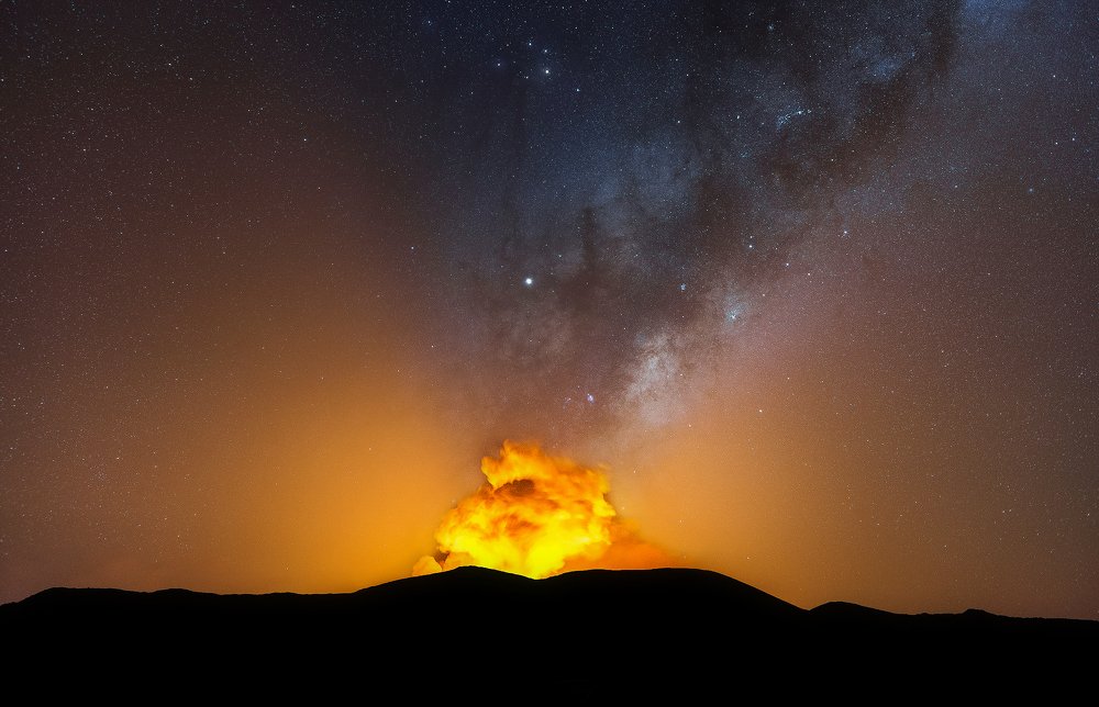 The bulb above the fire