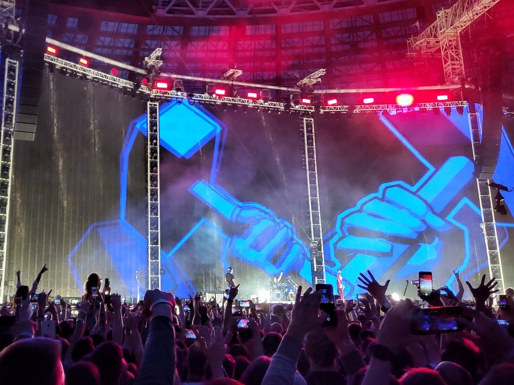 Фотография автора Александр Иванов