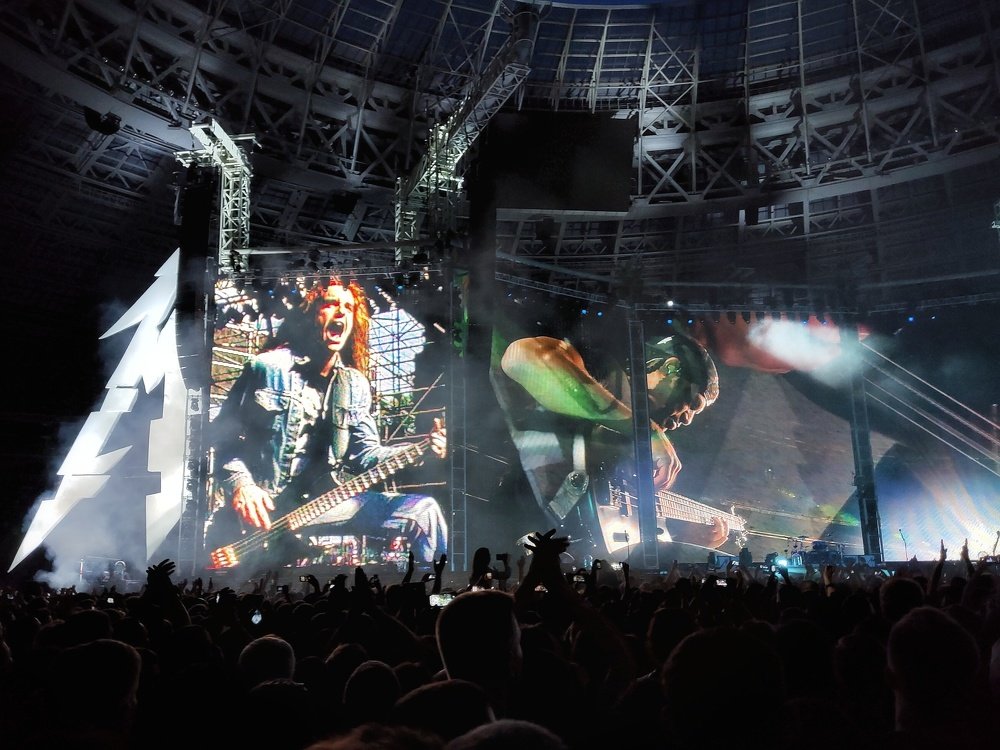 Фотография автора Александр Иванов