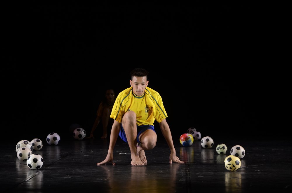 Photograph by Régis Santos