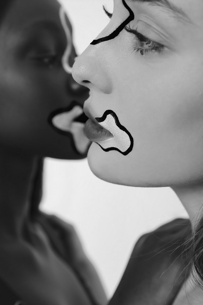 Photograph by Dogu Özkan