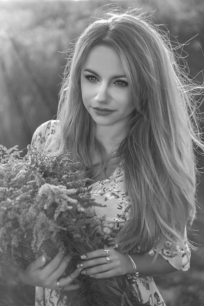 девушка загадка