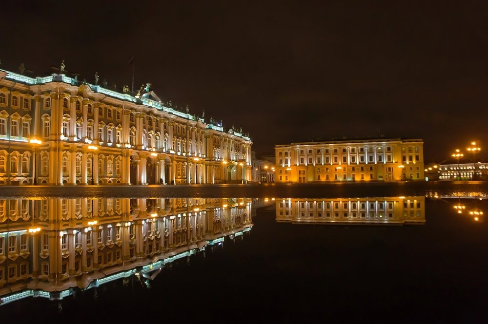 Ночью на Дворцовой