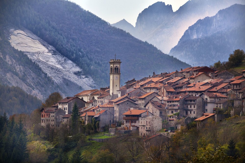 Between the mountains