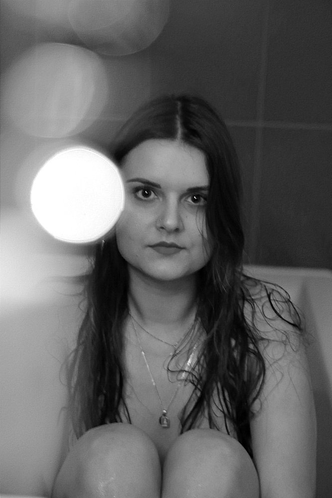 To the songs of  Nouvelle Vague...