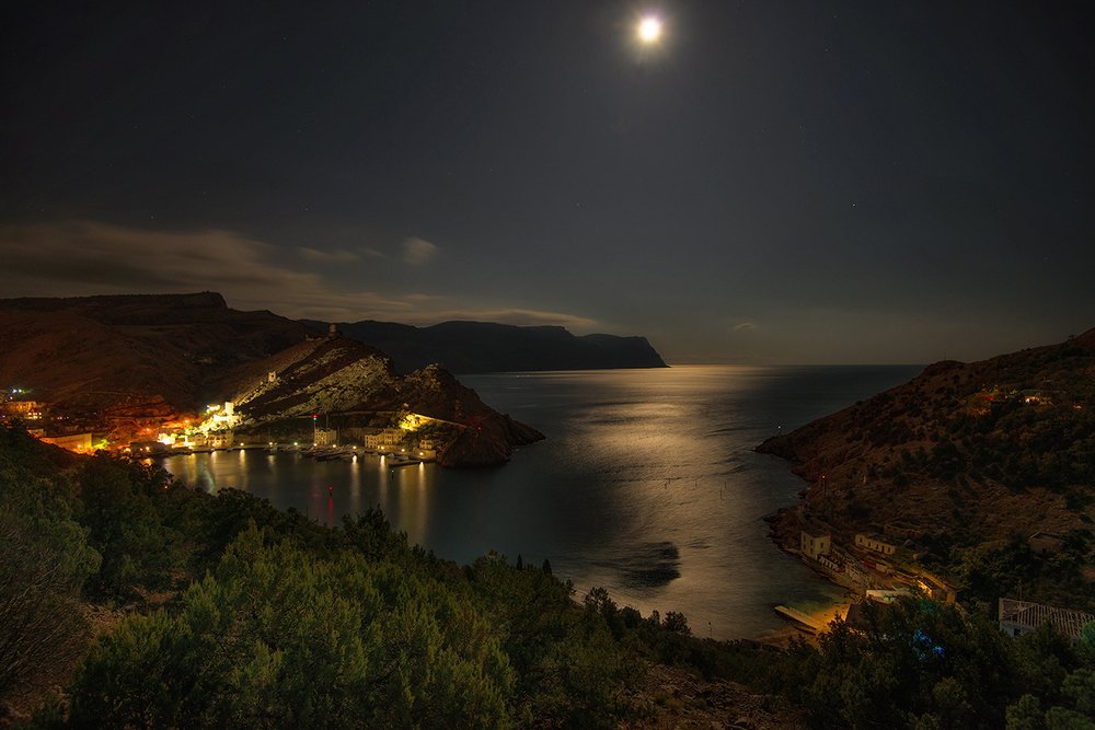 Photograph by АНАТОЛИЙ ДОВЫДЕНКО