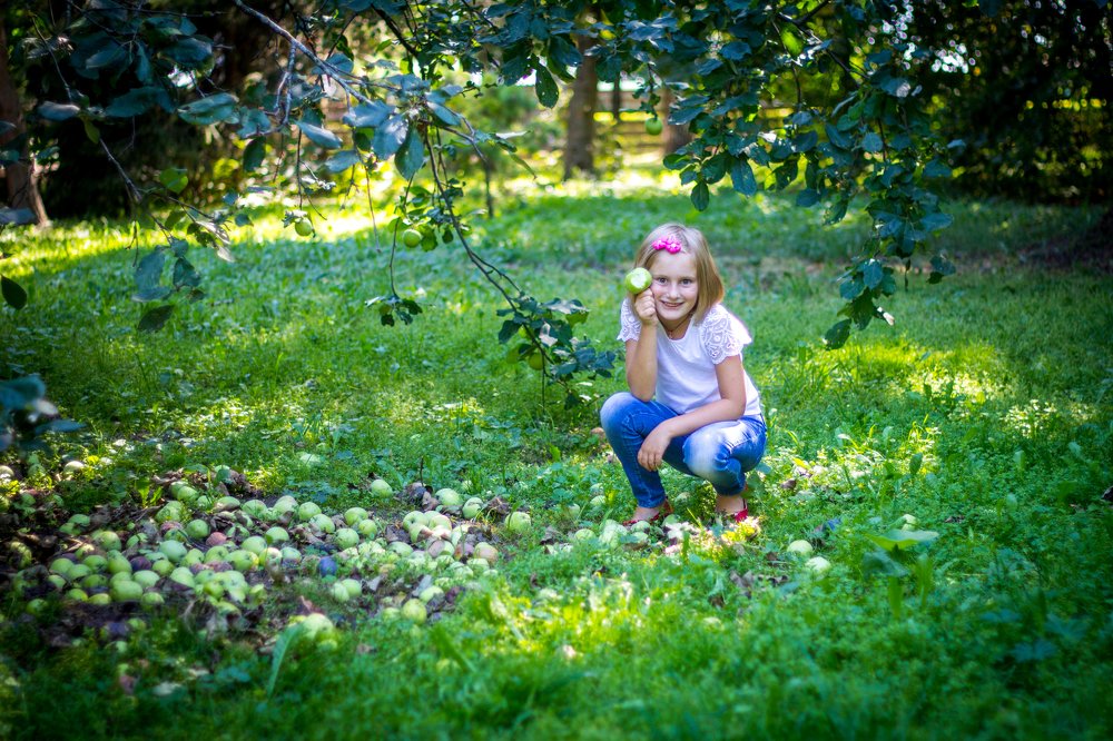 Photograph by Alex Popov