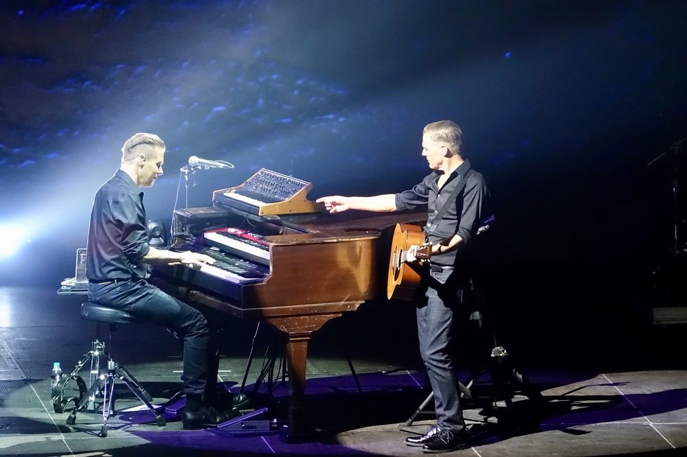 Струны и клавиши 2