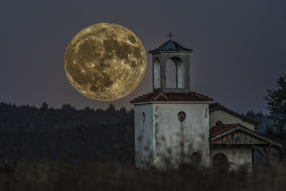 Photograph by Eddie Adamov