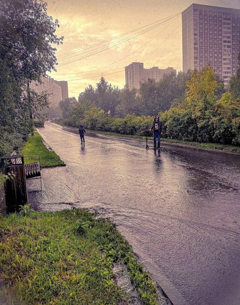 Августовский ливень...