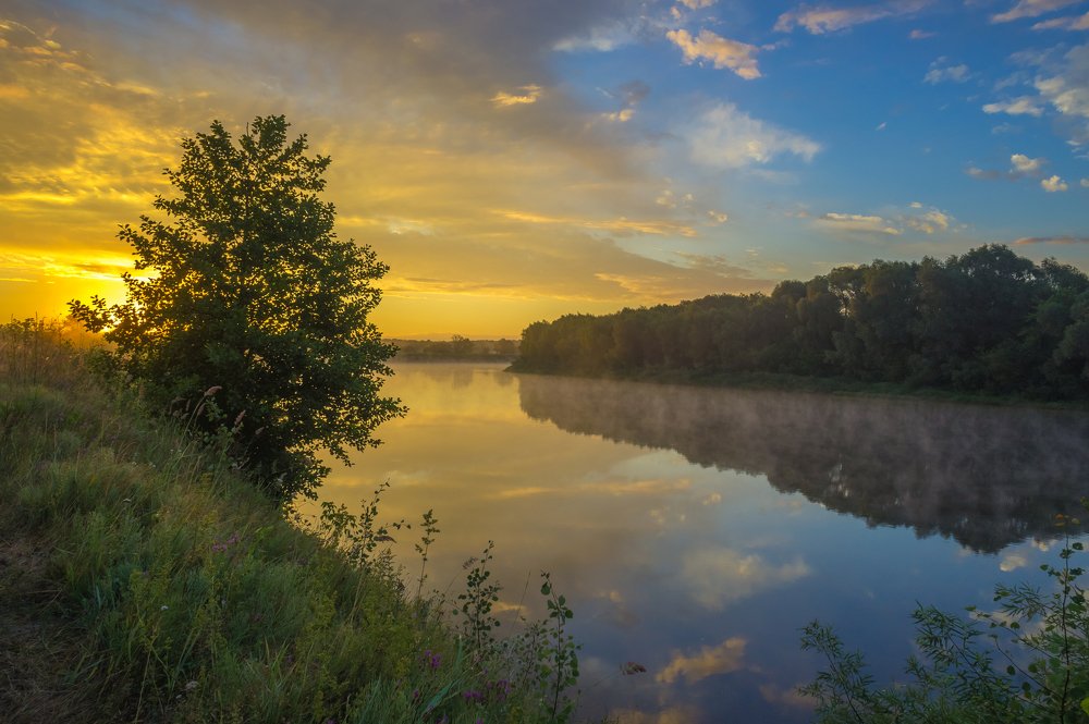На восходе у клязьминской излучины.