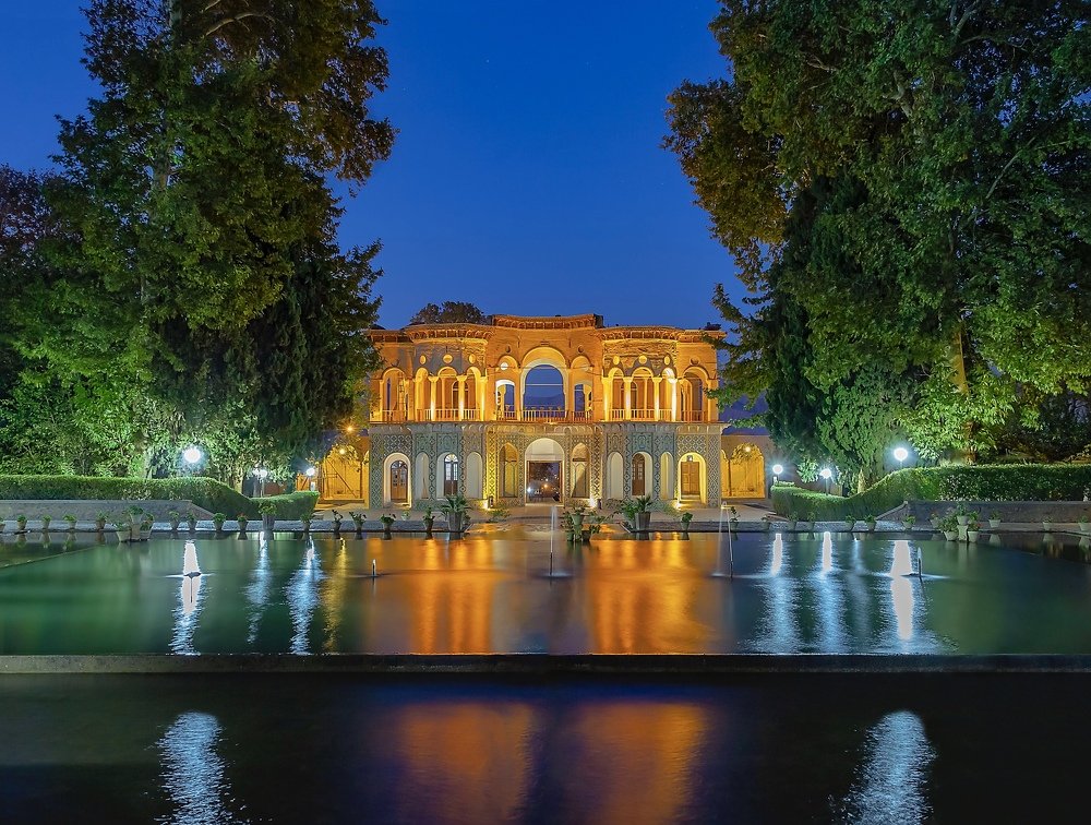 Shazdeh Garden