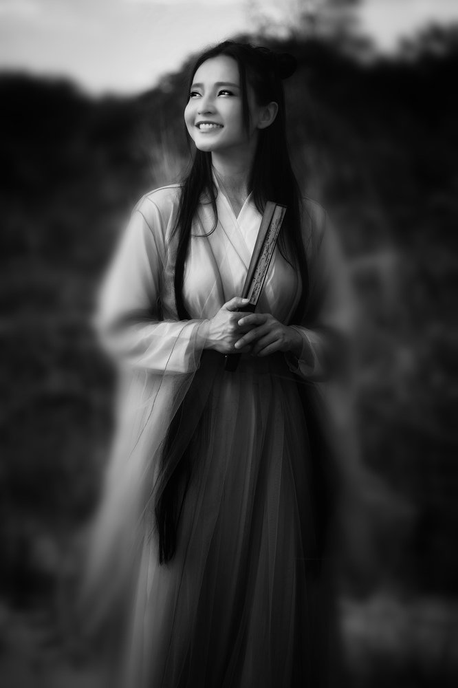 Photograph by Oliver Oh