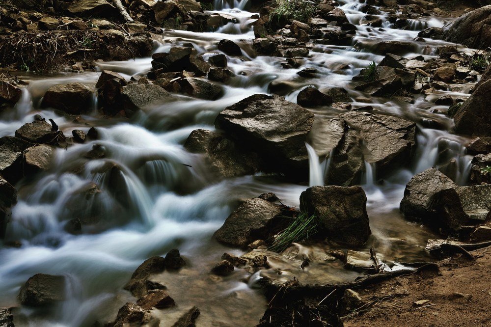 Flowing stream of Les