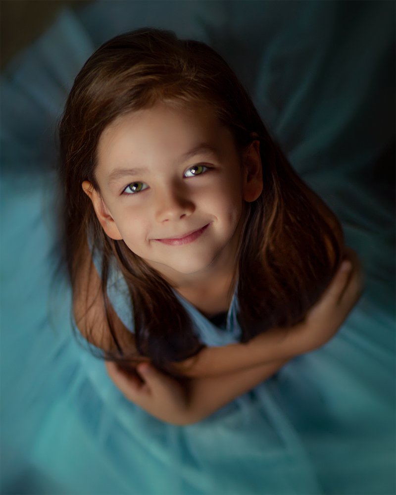 Арина в голубом