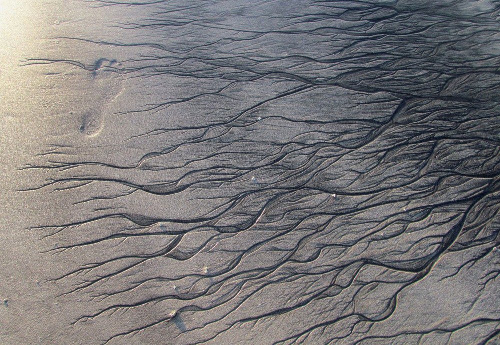 Следы на песке