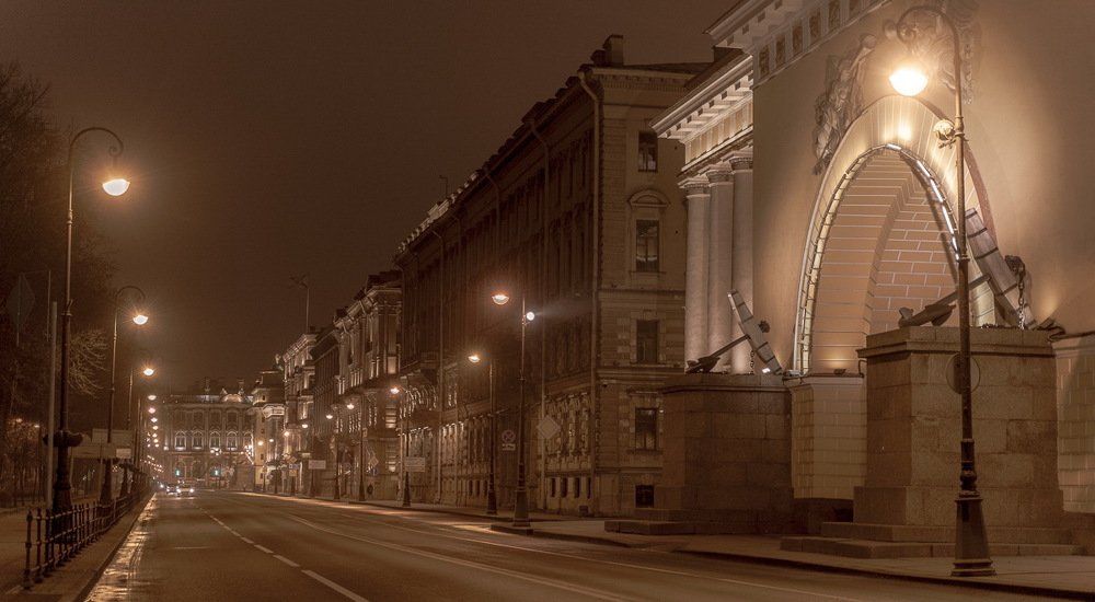 Утренний свет фонарей