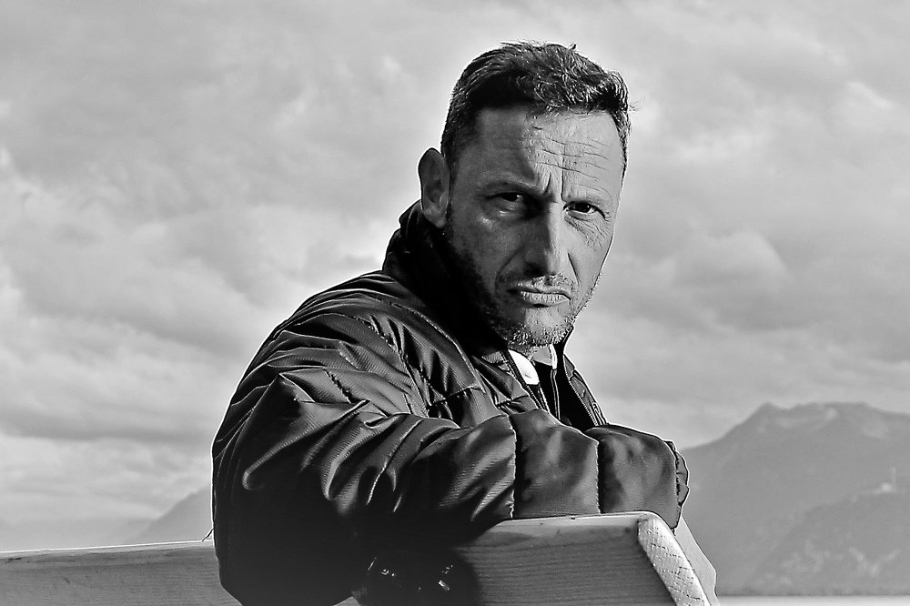 Photograph by Xavier Grossholz