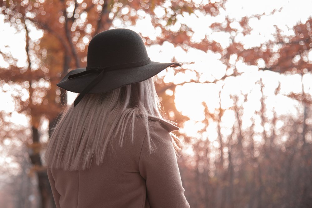 Autumn colors and beautiful girl