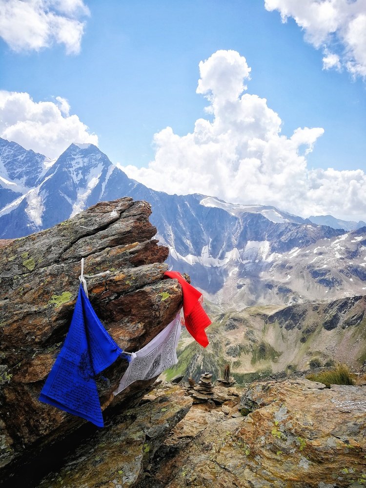 Выше в горы, ближе к Богу ...