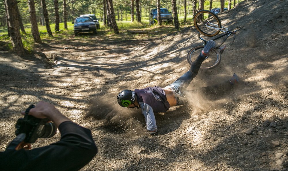 Просто упал